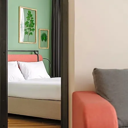 Hotel Convictus For Business & Travellers 3*